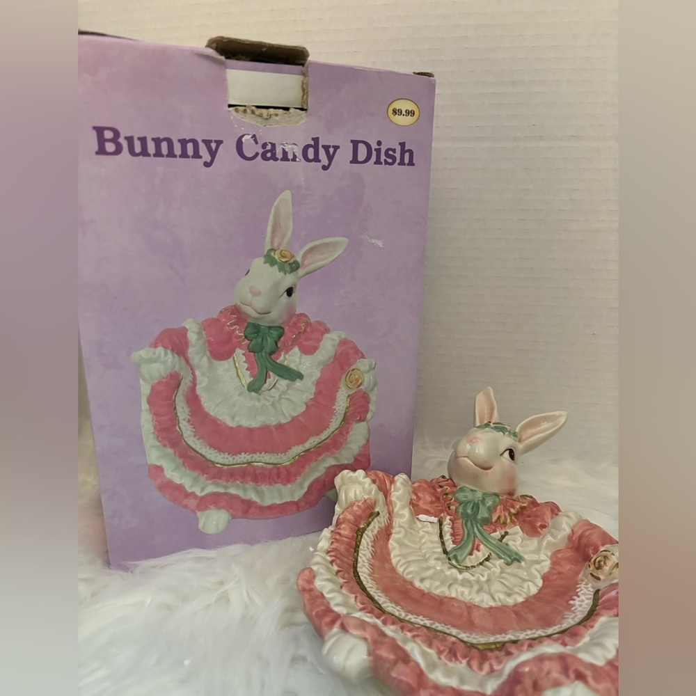 Porcelain/Ceramic Bunny Candy Dish with Box